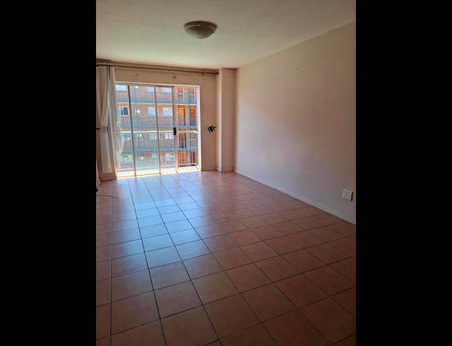 2 BEDROOM PROPERTY TO RENT IN DIE HOEWES